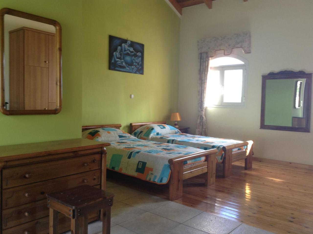 Ferienwohnung Dogis Retreat Agia Efimia Exterior foto